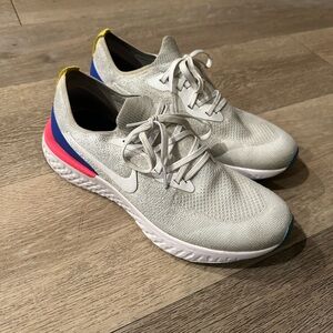 Nike Epic React Flyknit OG sneakers.